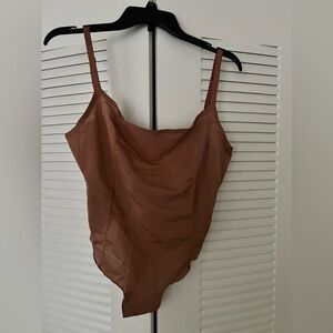 NWT Skims Women’s bodysuit unworn.